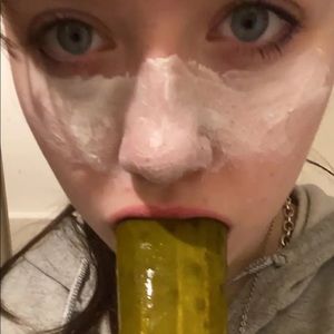 Meet your Posher, Beau